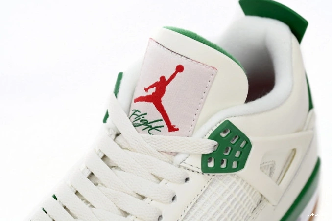 Reps TBkick Green 4 Pine SB Jordan DR5415-103 Retro 0820
